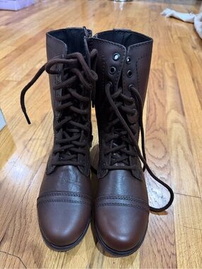 Steve Madden Brown Lace-Up Combat Boots